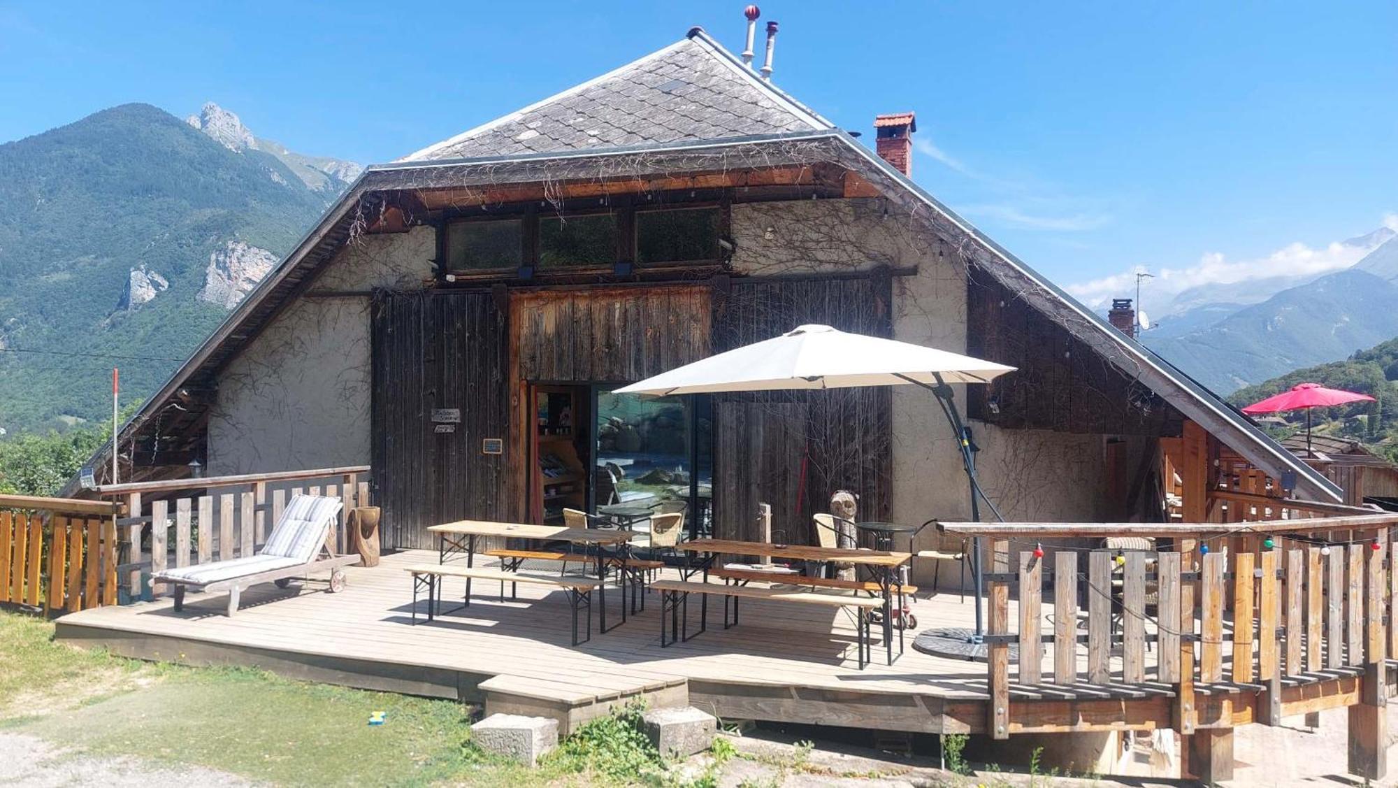Yourtes Olachat proche Annecy Faverges Extérieur photo