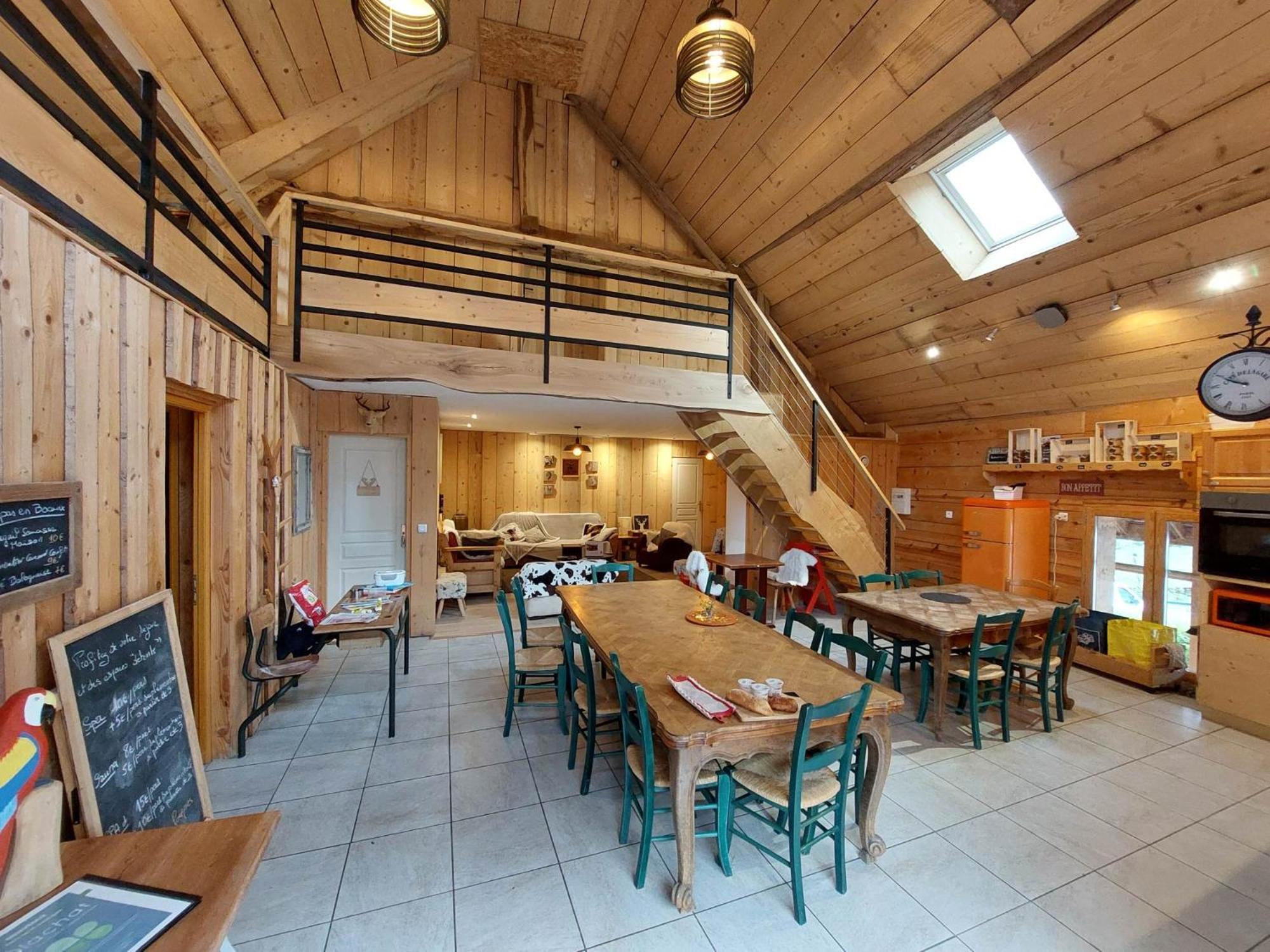 Yourtes Olachat proche Annecy Faverges Extérieur photo